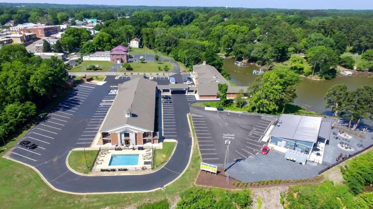 Clarion Pointe On The Lake Clarksville - South Hill West Extérieur photo